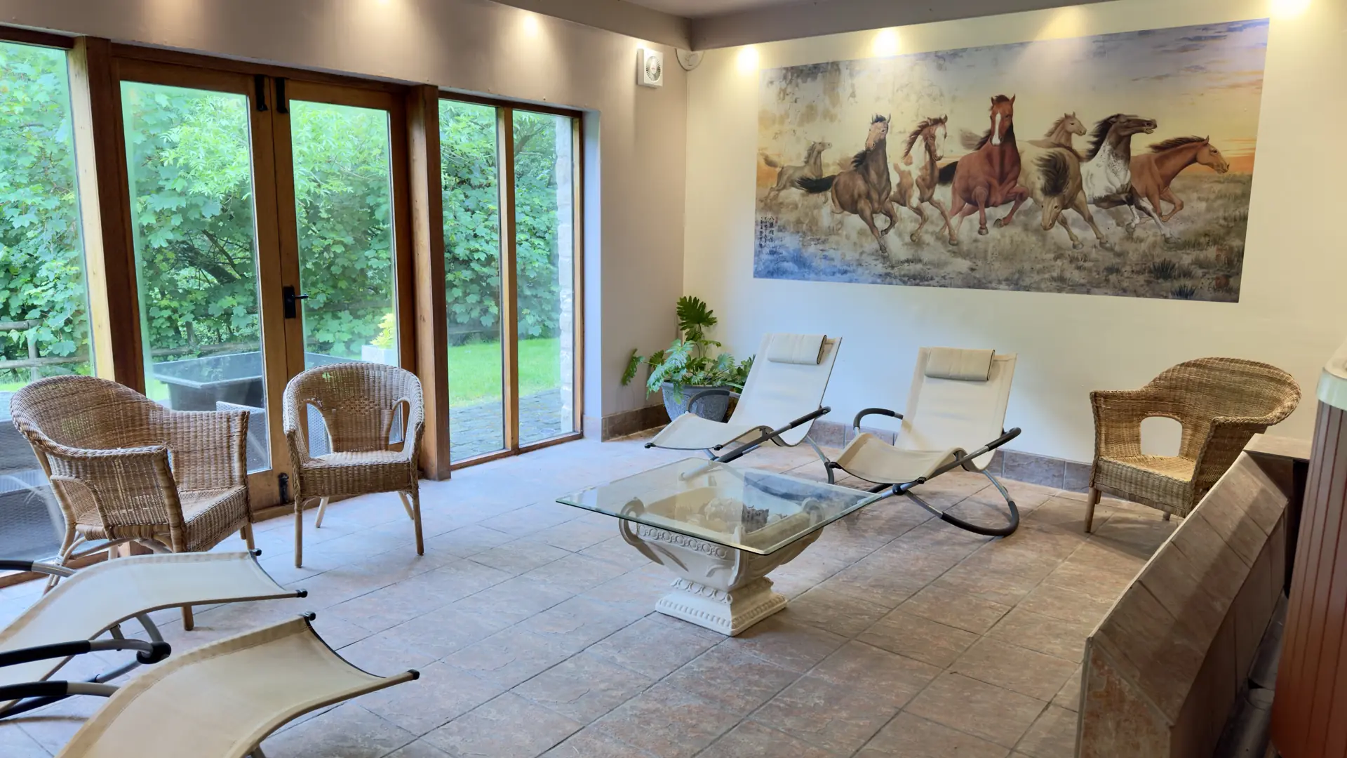 Magpie Cottages – Spa 2